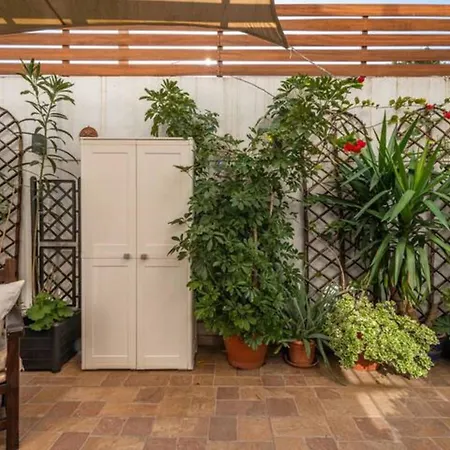 House Roberta Apartment